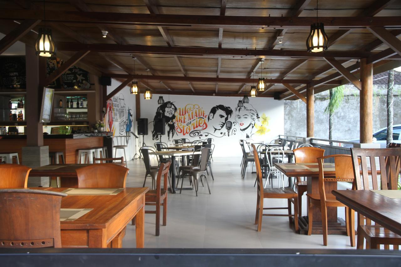 Puri Senggigi Hotel マンシット エクステリア 写真