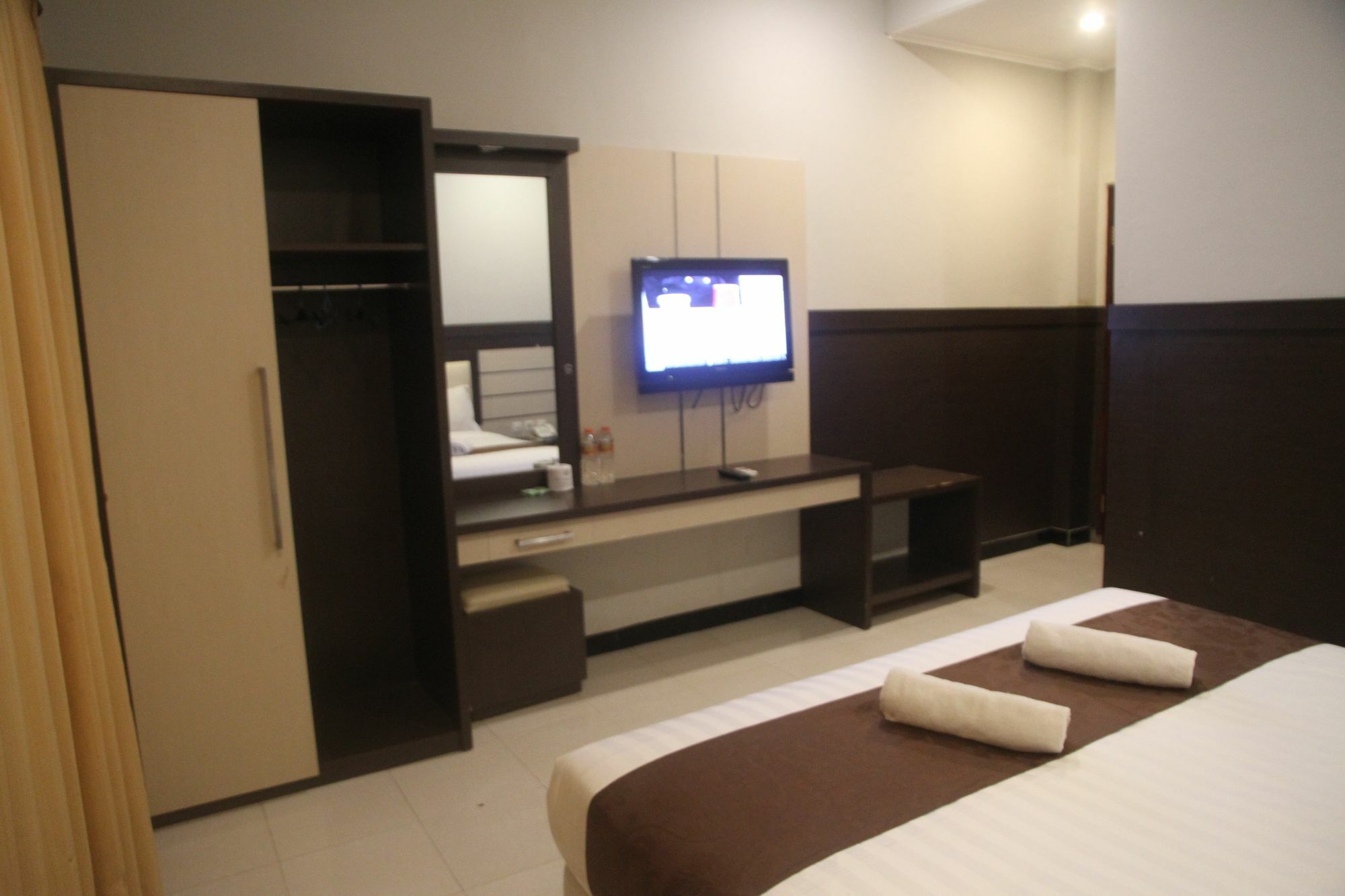 Puri Senggigi Hotel マンシット エクステリア 写真